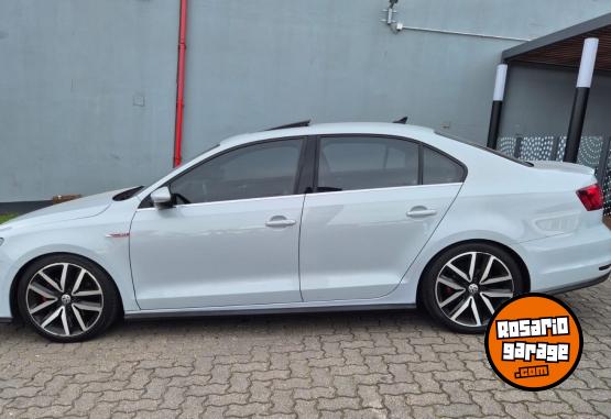 Autos - Volkswagen Vento gli exigentes permu 2017 Nafta - En Venta