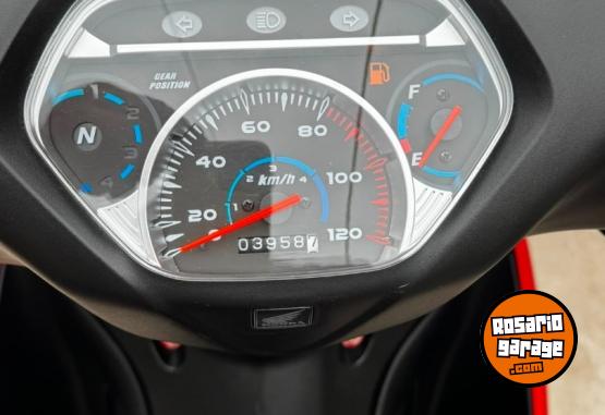 Motos - Honda Wave 2025 Nafta 3900Km - En Venta
