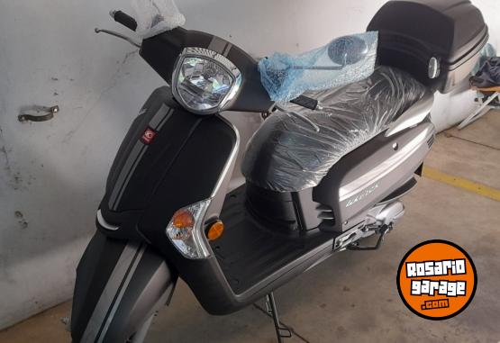 Motos - Kymco Like 125 2023 Nafta 8900Km - En Venta