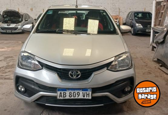 Autos - Toyota ETIOS 2017 GNC 170000Km - En Venta