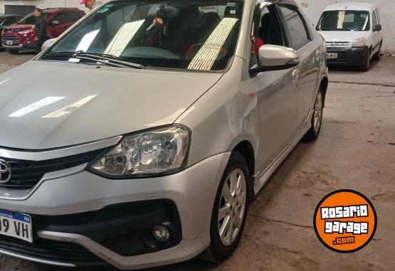 Autos - Toyota ETIOS 2017 GNC 170000Km - En Venta