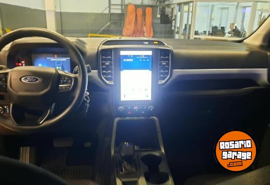 Camionetas - Ford RANGER XLS 3.0 V6 AT 2023 Nafta 30000Km - En Venta