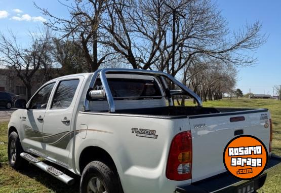 Camionetas - Toyota Hilux 2005 Diesel 390000Km - En Venta