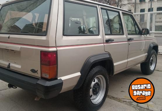 Camionetas - Jeep Jeep cherokee 4.0 1995 Nafta 1Km - En Venta