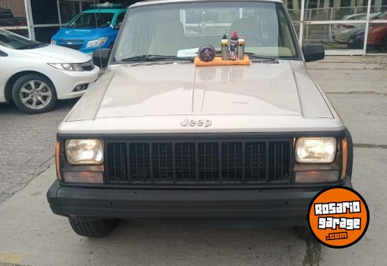 Camionetas - Jeep Jeep cherokee 4.0 1995 Nafta 1Km - En Venta