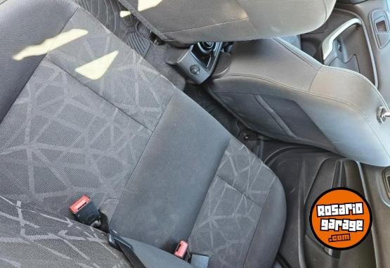 Autos - Ford Fiesta Kinetic Titanium 2013 Nafta 105000Km - En Venta