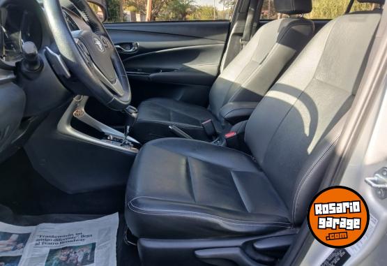 Autos - Toyota Yaris XLS PACK 1.5 CVT 2019 Nafta 76933Km - En Venta