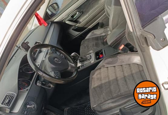 Autos - Volkswagen Luxury 2011 Nafta 90000Km - En Venta