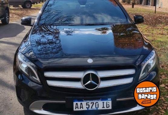 Autos - Mercedes Benz Gla 200 at 2015 2015 Nafta 84000Km - En Venta