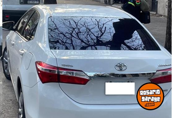 Autos - Toyota COROLLA 2015 Nafta 200000Km - En Venta