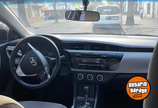 Autos - Toyota COROLLA 2015 Nafta 200000Km - En Venta
