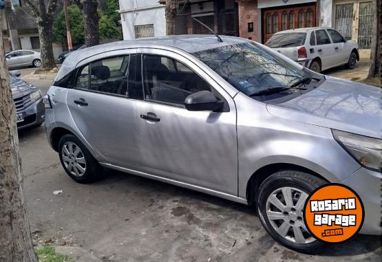 Autos - Chevrolet Agile Lg 2015 Nafta 97500Km - En Venta