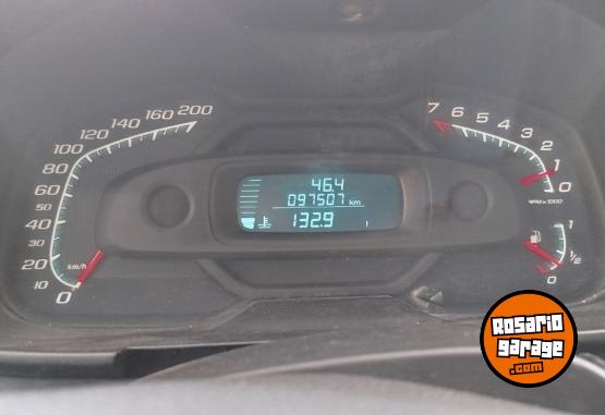 Autos - Chevrolet Agile Lg 2015 Nafta 97500Km - En Venta