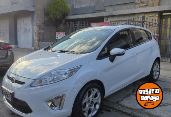 Autos - Ford Fiesta kinetic 2012 Nafta 179000Km - En Venta