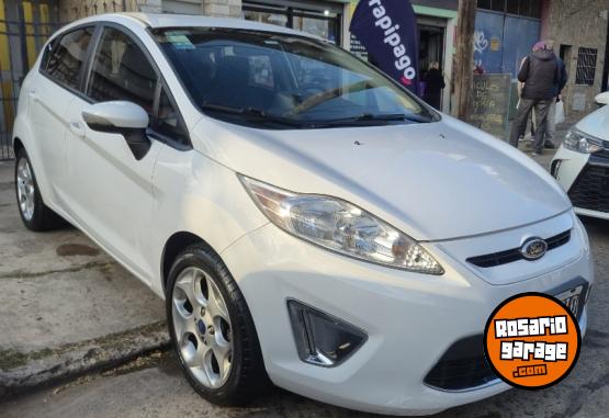 Autos - Ford Fiesta kinetic 2012 Nafta 179000Km - En Venta
