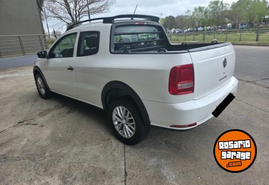 Camionetas - Volkswagen SAVEIRO 2017 Nafta 87000Km - En Venta