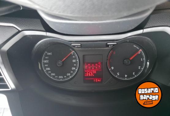Camionetas - Volkswagen SAVEIRO 2017 Nafta 87000Km - En Venta