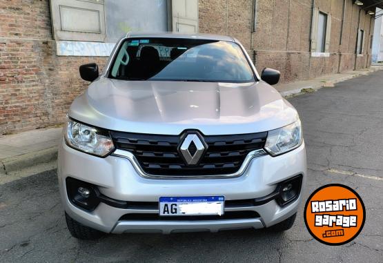 Camionetas - Renault ALASKAN 2024 Diesel 100000Km - En Venta