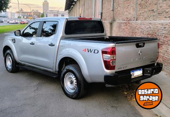 Camionetas - Renault ALASKAN 2024 Diesel 100000Km - En Venta