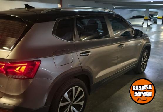 Autos - Volkswagen TAOS HERO 2022 Nafta 45000Km - En Venta