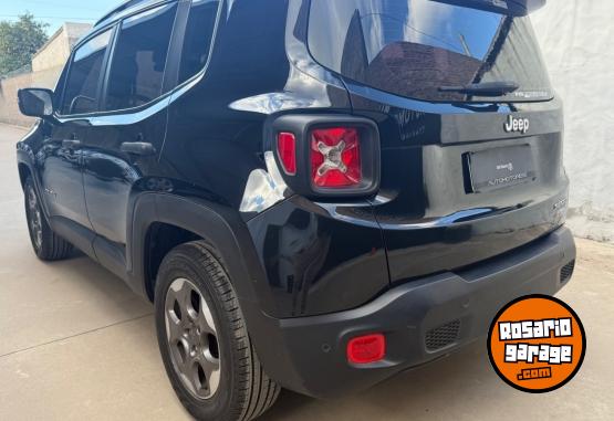 Camionetas - Jeep Renegade 2017 Nafta 106000Km - En Venta