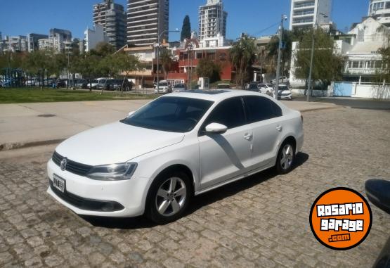 Autos - Volkswagen Vento 2.5 DSG 2013 Nafta 180000Km - En Venta