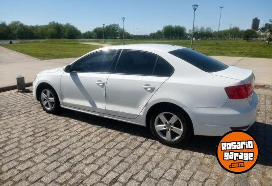 Autos - Volkswagen Vento 2.5 DSG 2013 Nafta 180000Km - En Venta