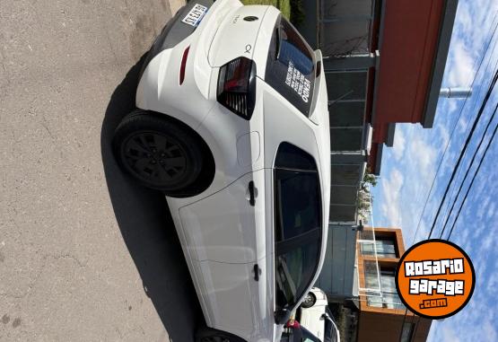 Autos - Volkswagen Polo 2024 Nafta 30000Km - En Venta