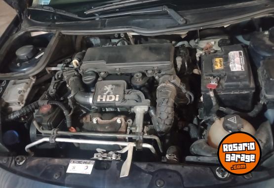 Autos - Peugeot 207 2012 Diesel 182000Km - En Venta