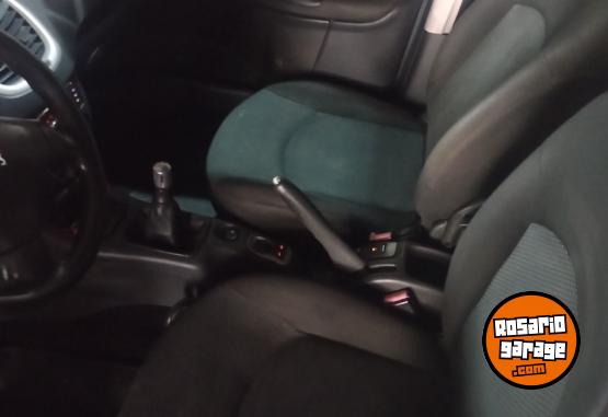 Autos - Peugeot 207 2012 Diesel 182000Km - En Venta