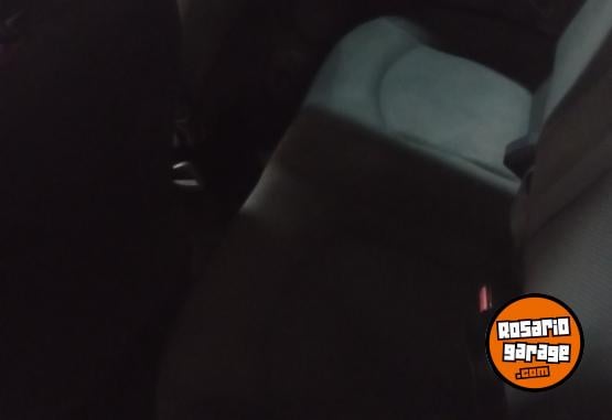 Autos - Peugeot 207 2012 Diesel 182000Km - En Venta