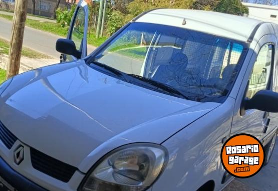 Utilitarios - Renault Kangoo 2012 Nafta 260000Km - En Venta