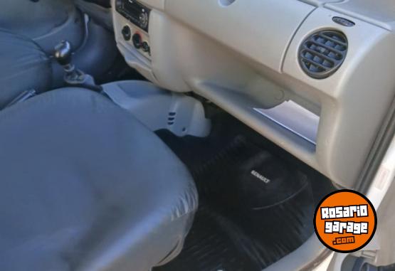 Utilitarios - Renault Kangoo 2012 Nafta 260000Km - En Venta