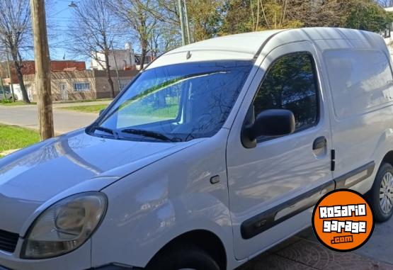 Utilitarios - Renault Kangoo 2012 Nafta 260000Km - En Venta