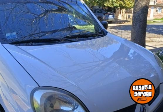 Utilitarios - Renault Kangoo 2012 Nafta 260000Km - En Venta