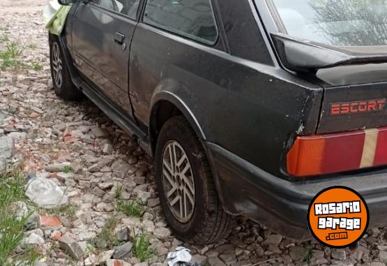 Autos - Ford Ford escort 1992 GNC 300000Km - En Venta