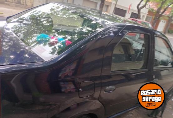 Autos - Renault Logan 2011 GNC 232000Km - En Venta