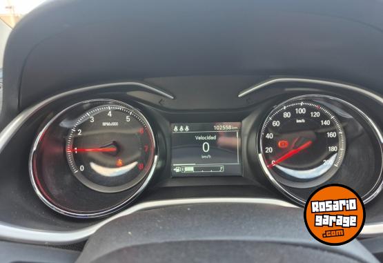 Autos - Chevrolet Onix 2020 Nafta 102000Km - En Venta