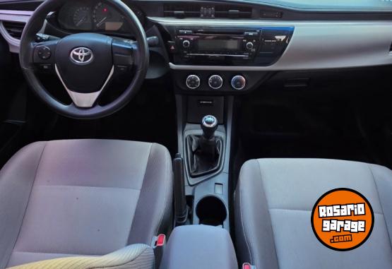 Autos - Toyota Corolla 2015 Nafta 127000Km - En Venta