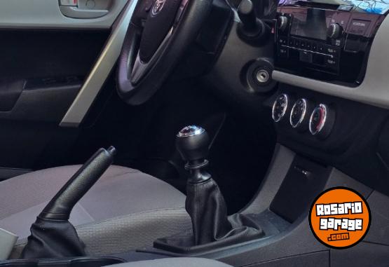 Autos - Toyota Corolla 2015 Nafta 127000Km - En Venta