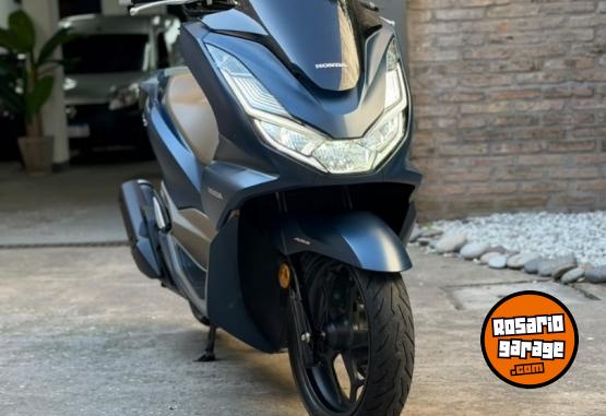 Motos - Honda Pcx 2023 Nafta 11000Km - En Venta