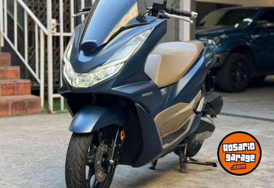 Motos - Honda Pcx 2023 Nafta 11000Km - En Venta