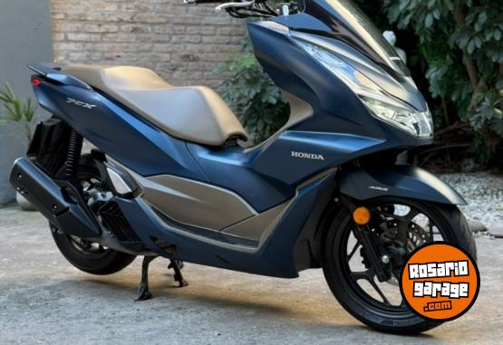 Motos - Honda Pcx 2023 Nafta 11000Km - En Venta