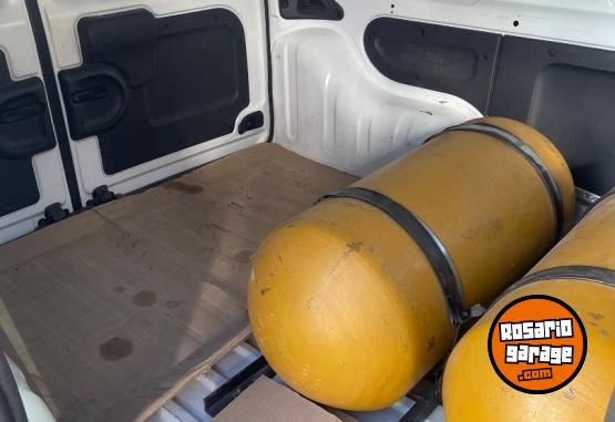 Utilitarios - Renault Renault KANGOO 2015 GNC 200000Km - En Venta