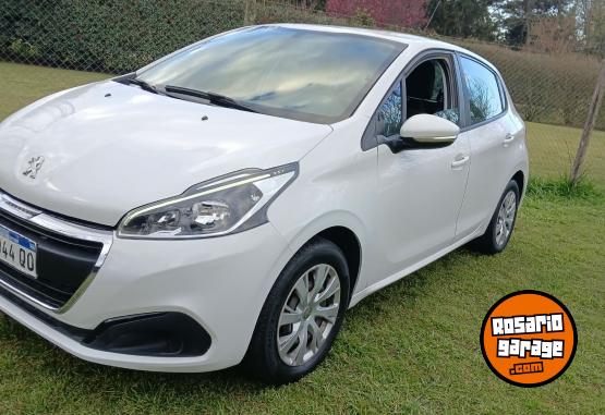 Autos - Peugeot 208 active 2018 Nafta 117000Km - En Venta