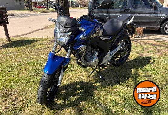 Motos - Honda Twister 250 2022 Nafta 813Km - En Venta