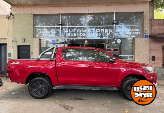 Camionetas - Toyota Hilux Sr 2.8 4x4 2016 Diesel 170000Km - En Venta