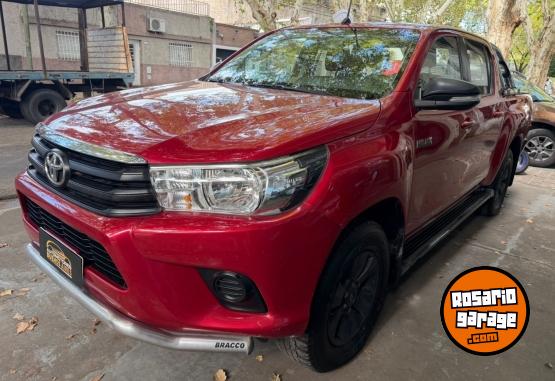 Camionetas - Toyota Hilux Sr 2.8 4x4 2016 Diesel 170000Km - En Venta