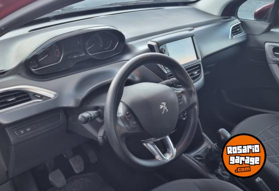 Autos - Peugeot 208 2016 Nafta 73000Km - En Venta