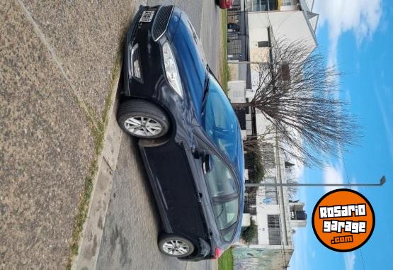 Autos - Ford Focus 2015 Nafta 175000Km - En Venta